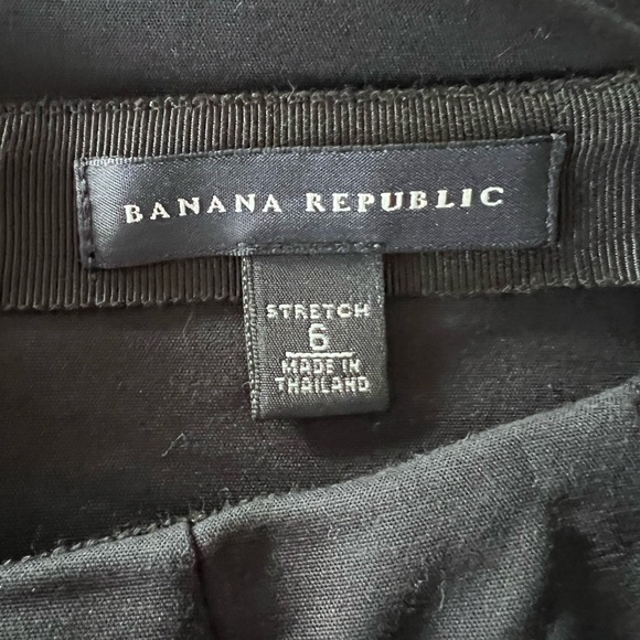 Banana Republic, black mini/short skirt size 6 - Picture 4 of 4